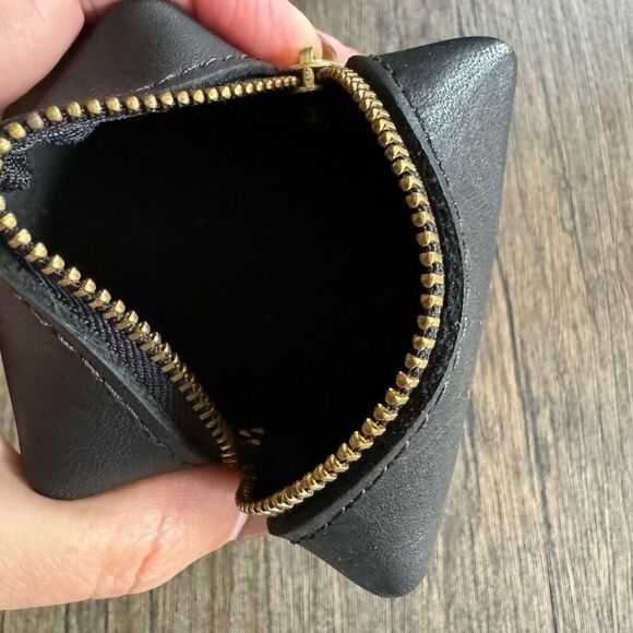 BLACK Medium Dopp Tot Mini Dopp Tot UnIcOrN  Leather Pouch Makeup Bag - Picture 4 of 4